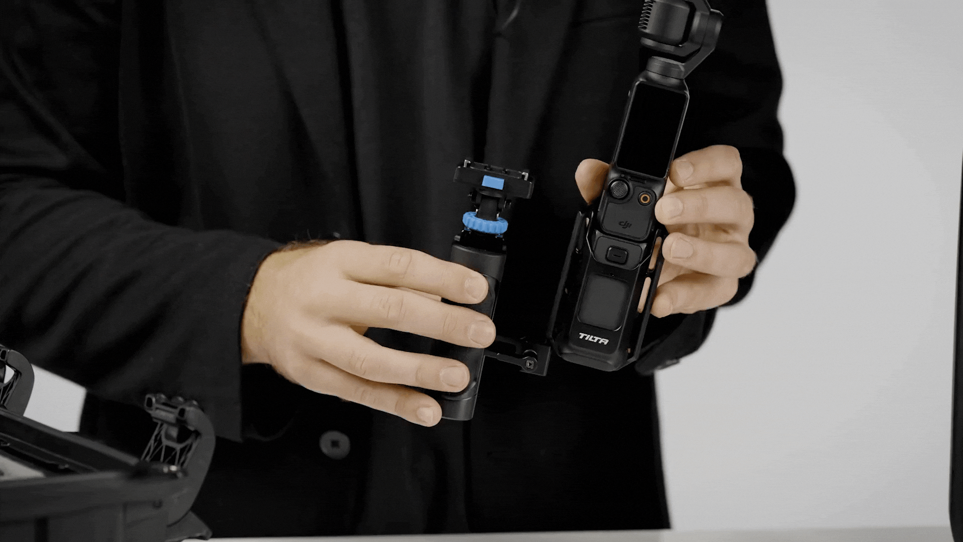 Side Handle + Phone Clamp – Better Grip & Full Control