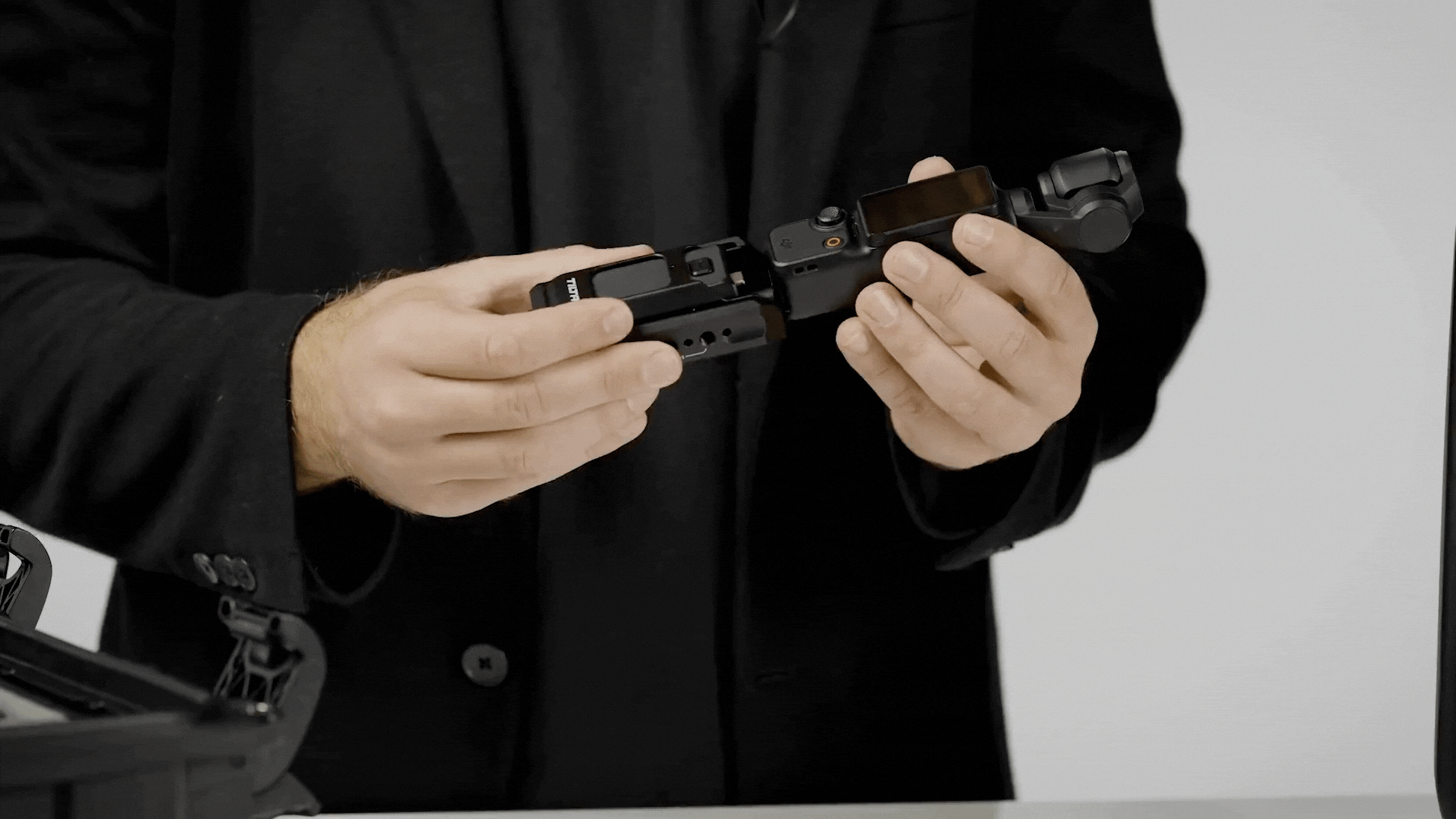 Snap Power Bank + USB-C Charging